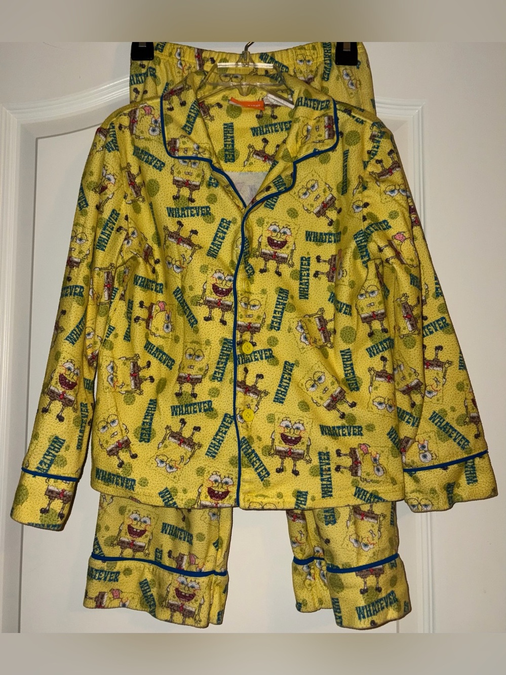 TWO PIECE NICKELODEON PAJAMAS IN SPONGE BOB